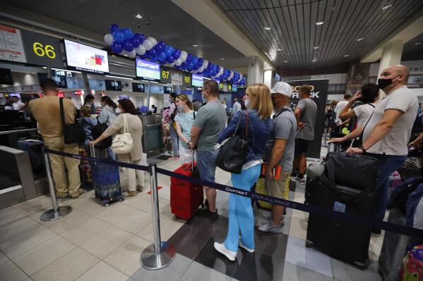 Ryanair add baggage after booking 2025